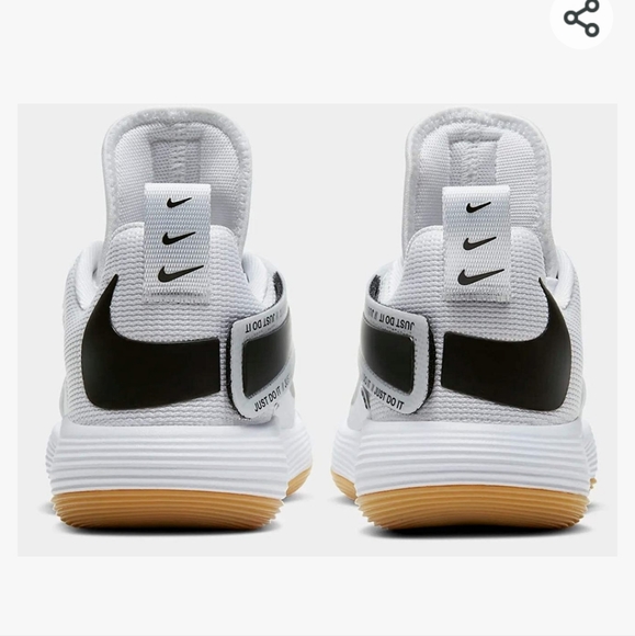 Trendy Nike girls sneakers - Picture 11 of 13